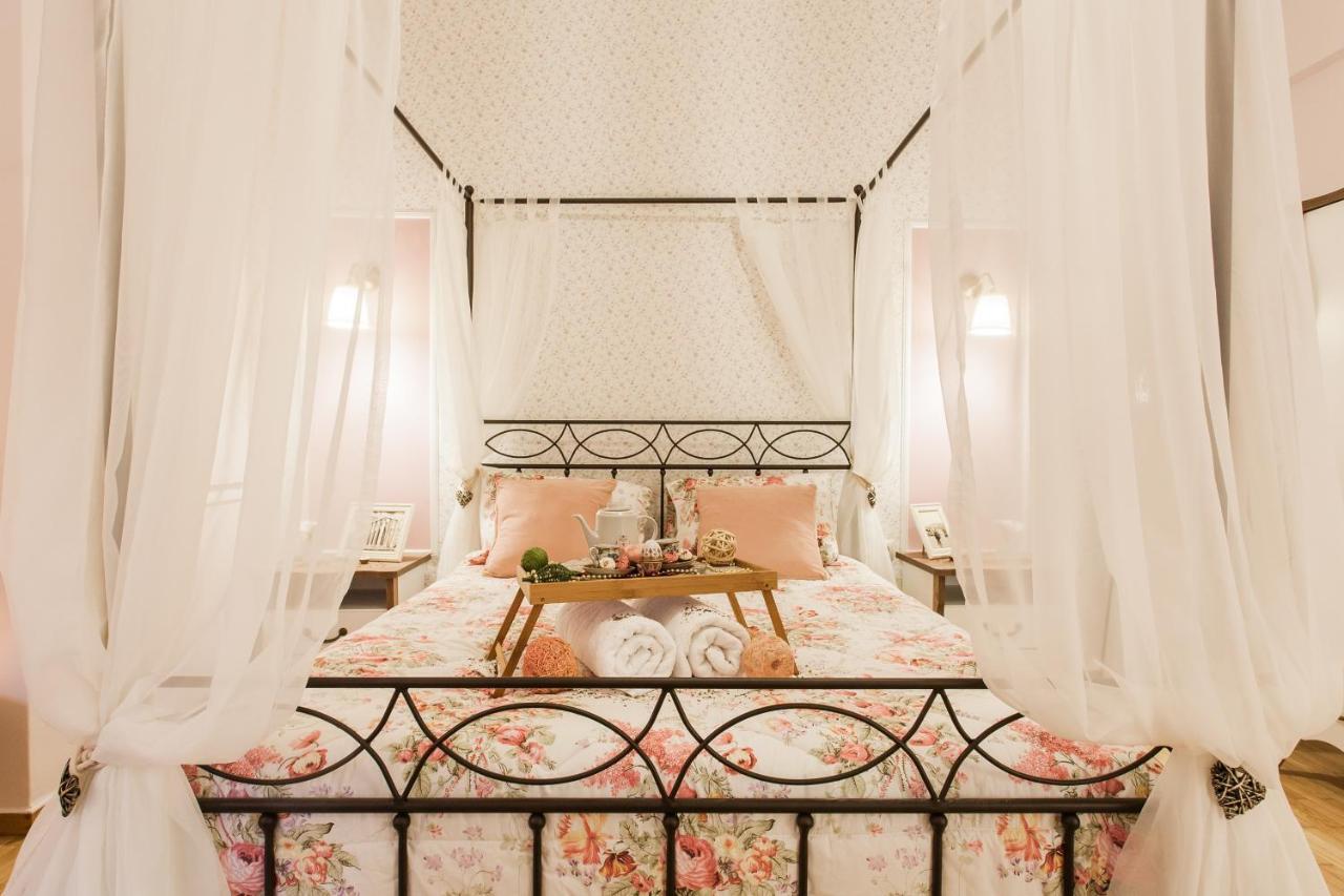 Syntagma Private Sweet Safe Double Rooms With Shared Bathroom Atene Esterno foto