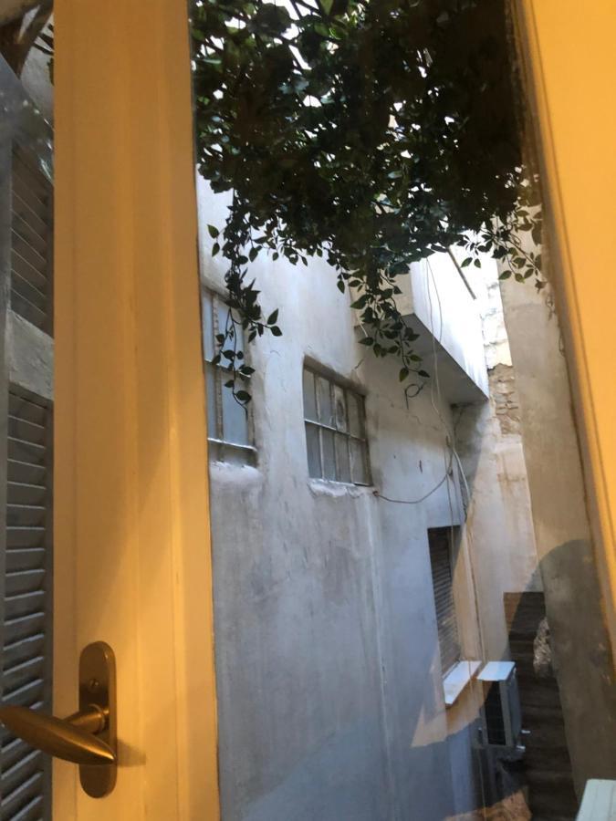 Syntagma Private Sweet Safe Double Rooms With Shared Bathroom Atene Esterno foto