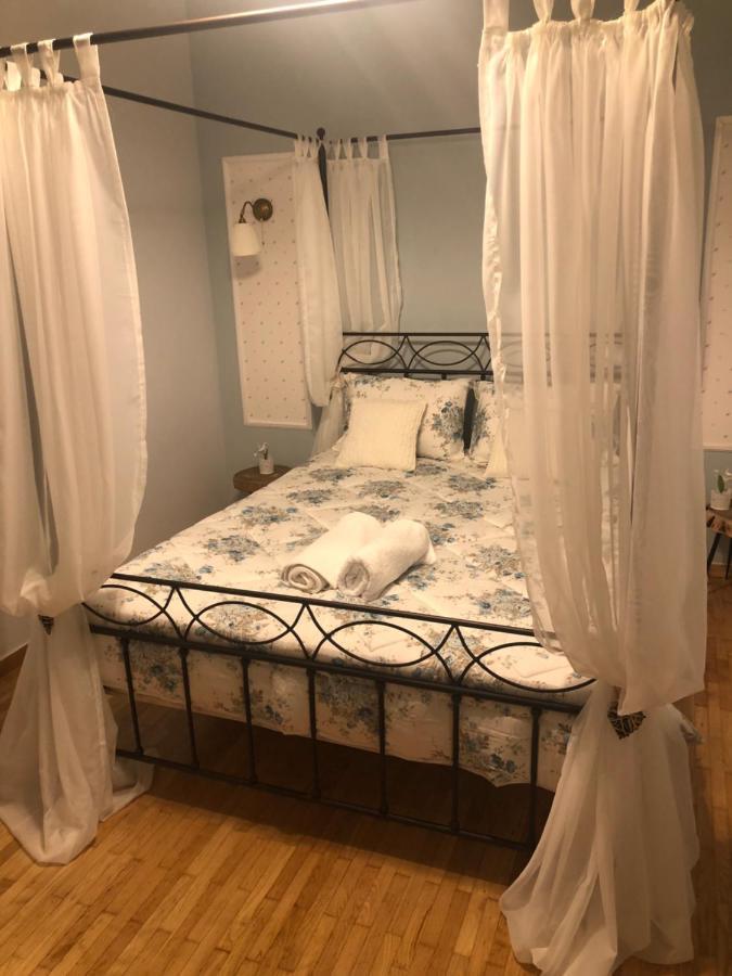 Syntagma Private Sweet Safe Double Rooms With Shared Bathroom Atene Esterno foto